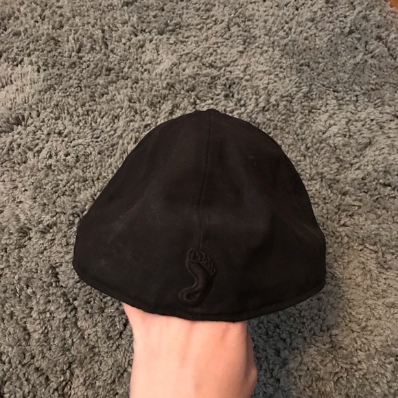 Hat - Picture 2 of 3